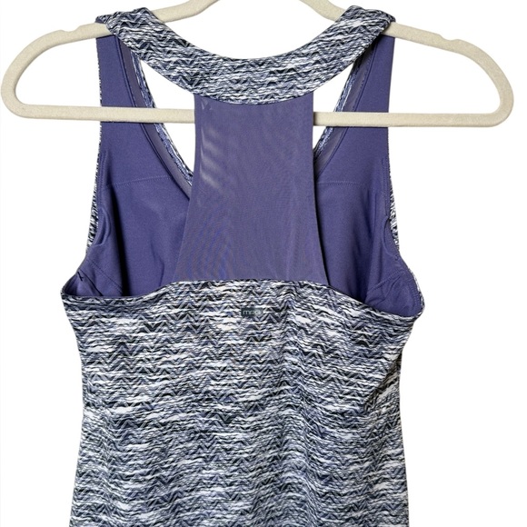 MPG Small Purple and White Patterned Garment - Picture 3 of 5